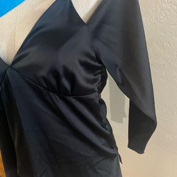 COPY - NWT WAYF Cold Shoulder Cami Blouse Sz XS - Picture 6 of 8